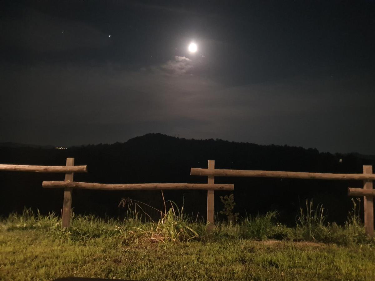 Cascina Brichat Alta Langa Serravalle delle Langhe Εξωτερικό φωτογραφία