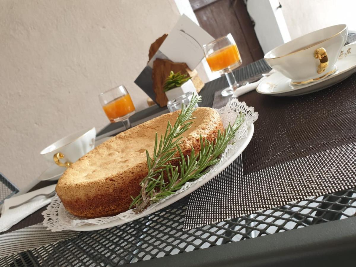 Cascina Brichat Alta Langa Serravalle delle Langhe Εξωτερικό φωτογραφία