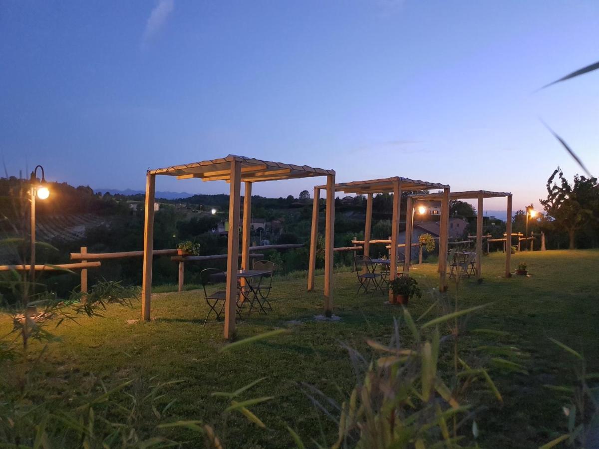 Cascina Brichat Alta Langa Serravalle delle Langhe Εξωτερικό φωτογραφία